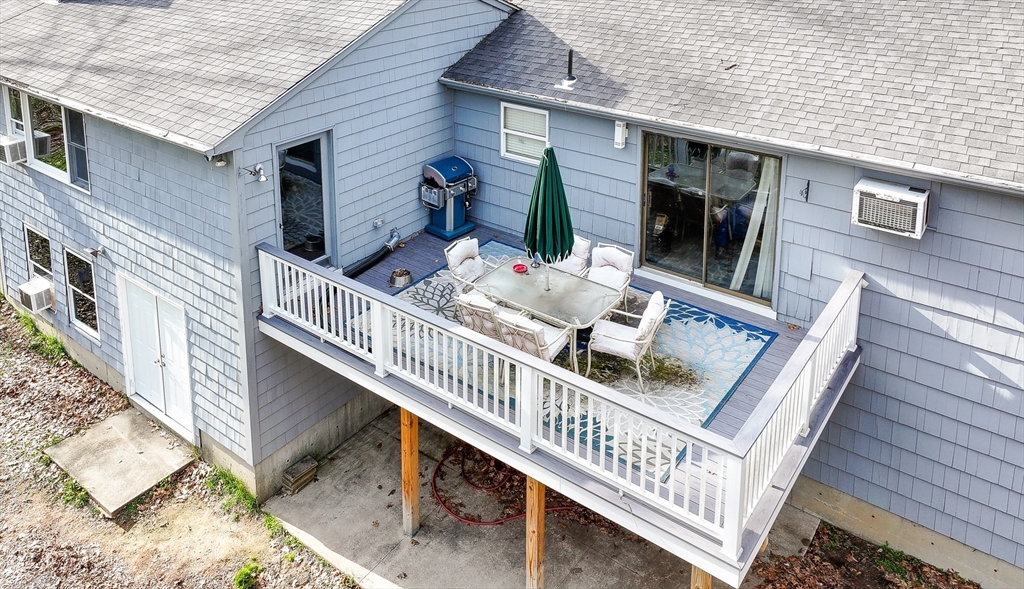 584 Hartford Pike