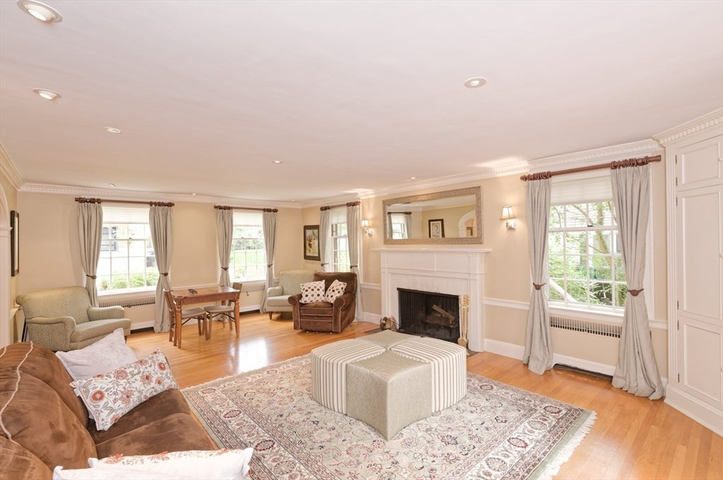 133 Arnold Rd
