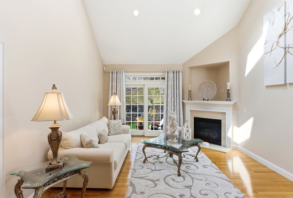 900 Lynnfield St #D16, Lynnfield, MA Photo #3