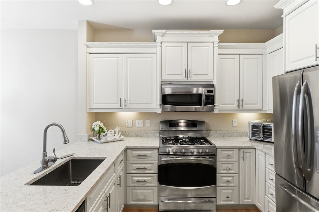 900 Lynnfield St #D16, Lynnfield, MA Photo #4