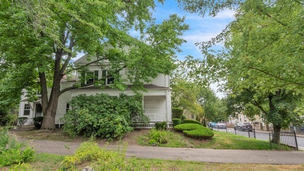 41 Linden St