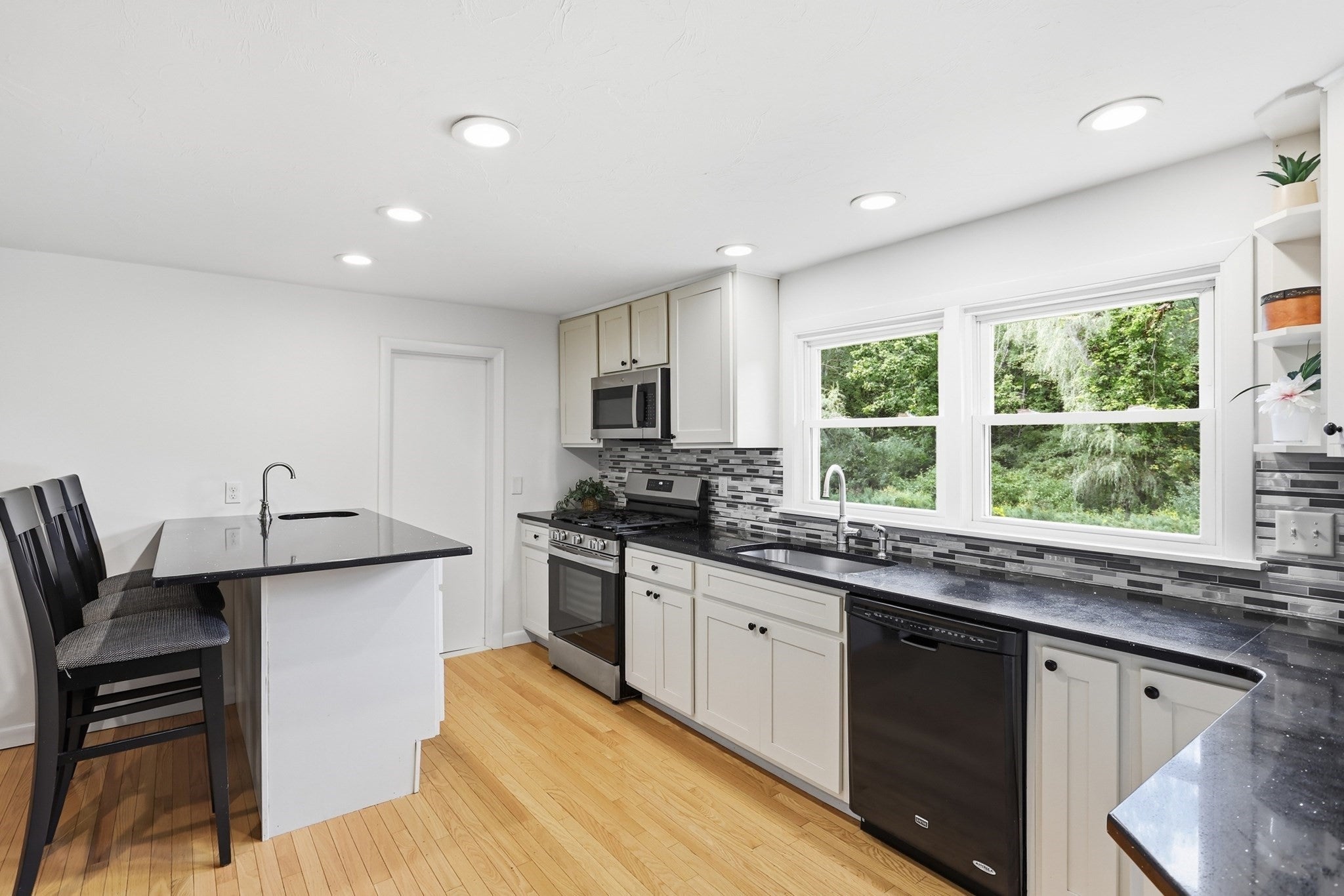 501 Newtown Road, Littleton, MA, 501 Newtown Road, Littleton, MA Photo #18