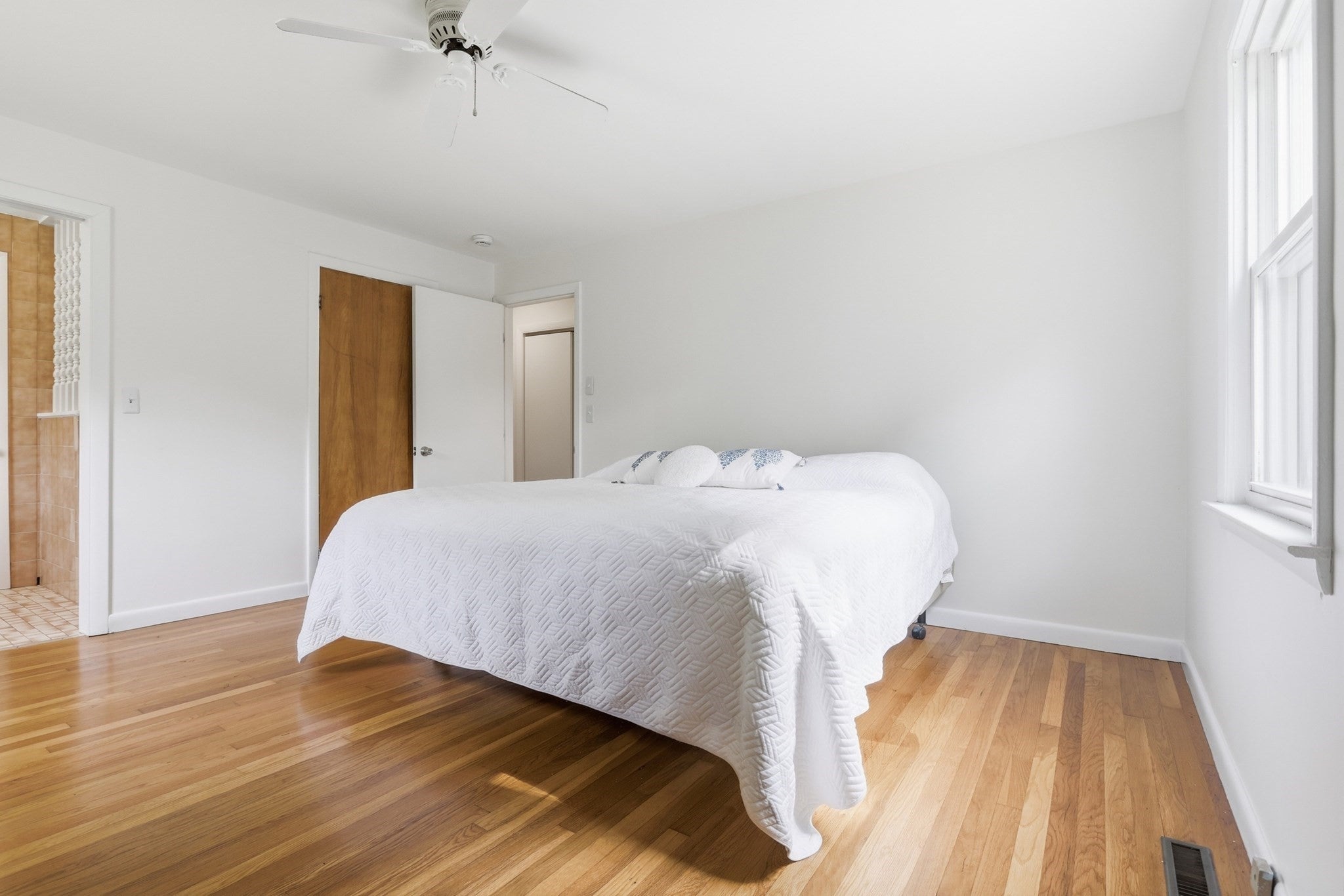 501 Newtown Road, Littleton, MA, 501 Newtown Road, Littleton, MA Photo #23