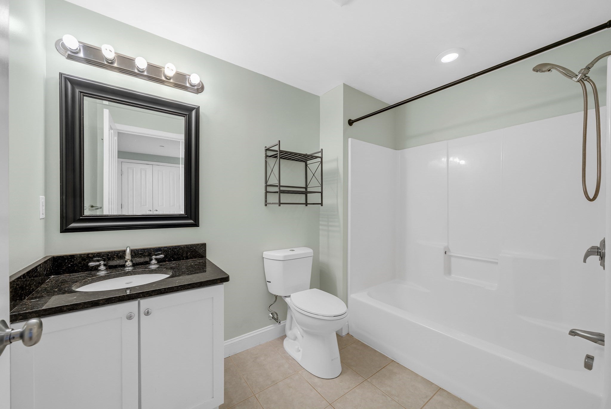 10 Kearney Sq #307, Lowell, MA Photo #9