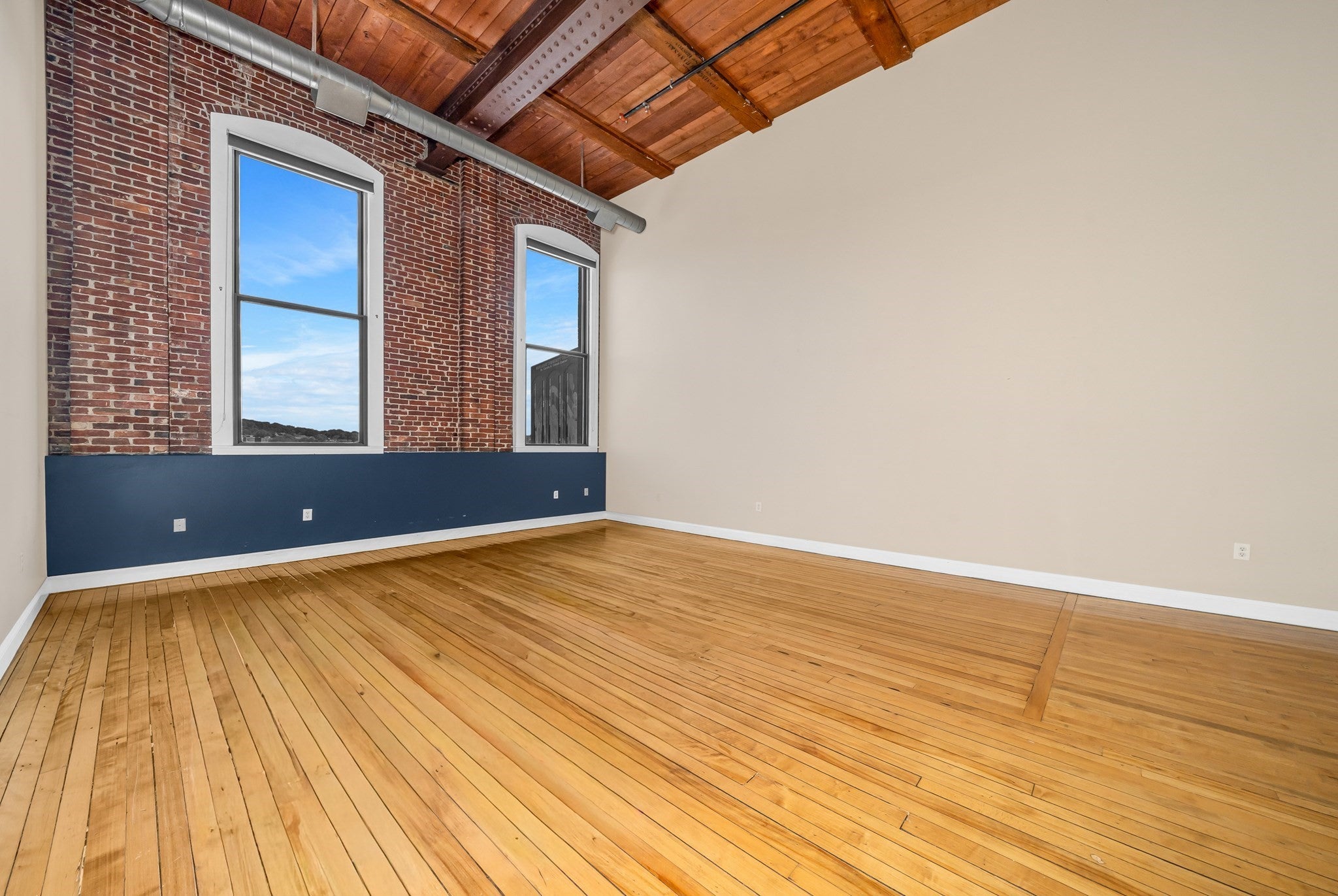 10 Kearney Sq #307, Lowell, MA Photo #2