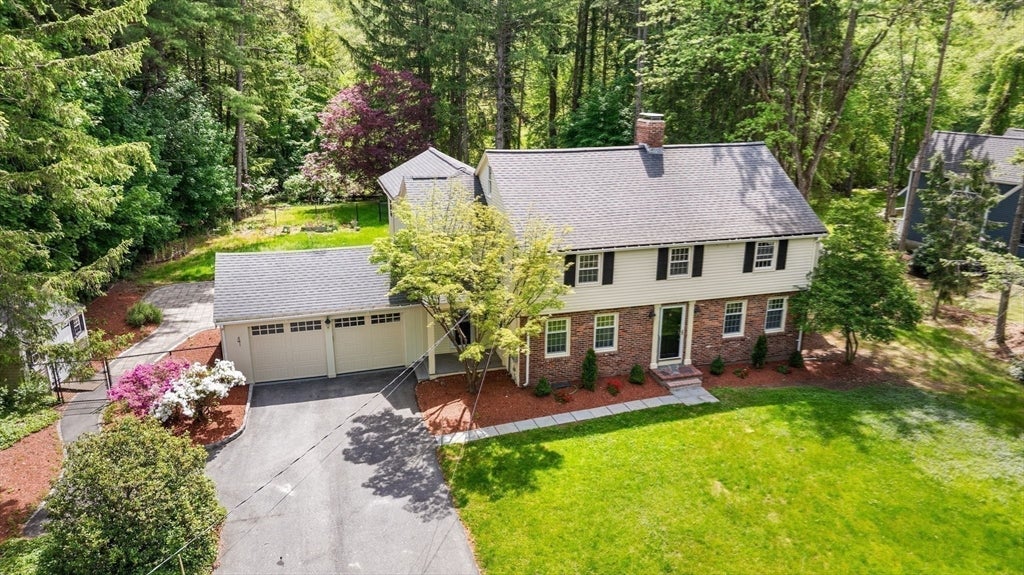 30 Meadow Dr