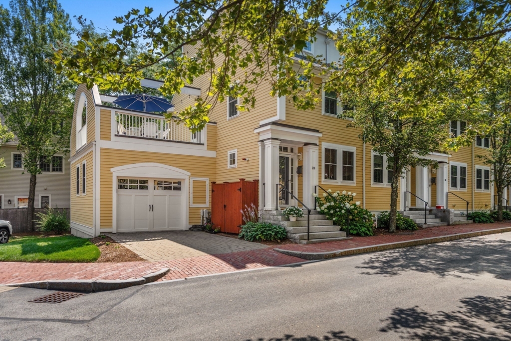 129 Merrimac St 20