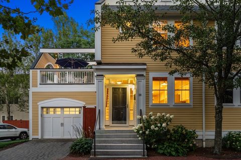 129 Merrimac St 20 Newburyport MA 01950