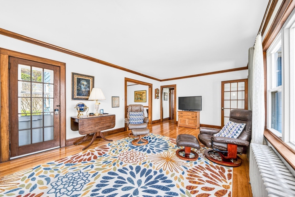 48 Edgecliff Rd #1, Watertown, MA Photo #1