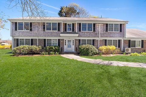 Photo of 176 Mill Rd #4BU, Falmouth, MA 02540 (MLS # 73511077)