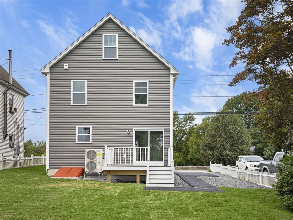 257 Aiken Ave