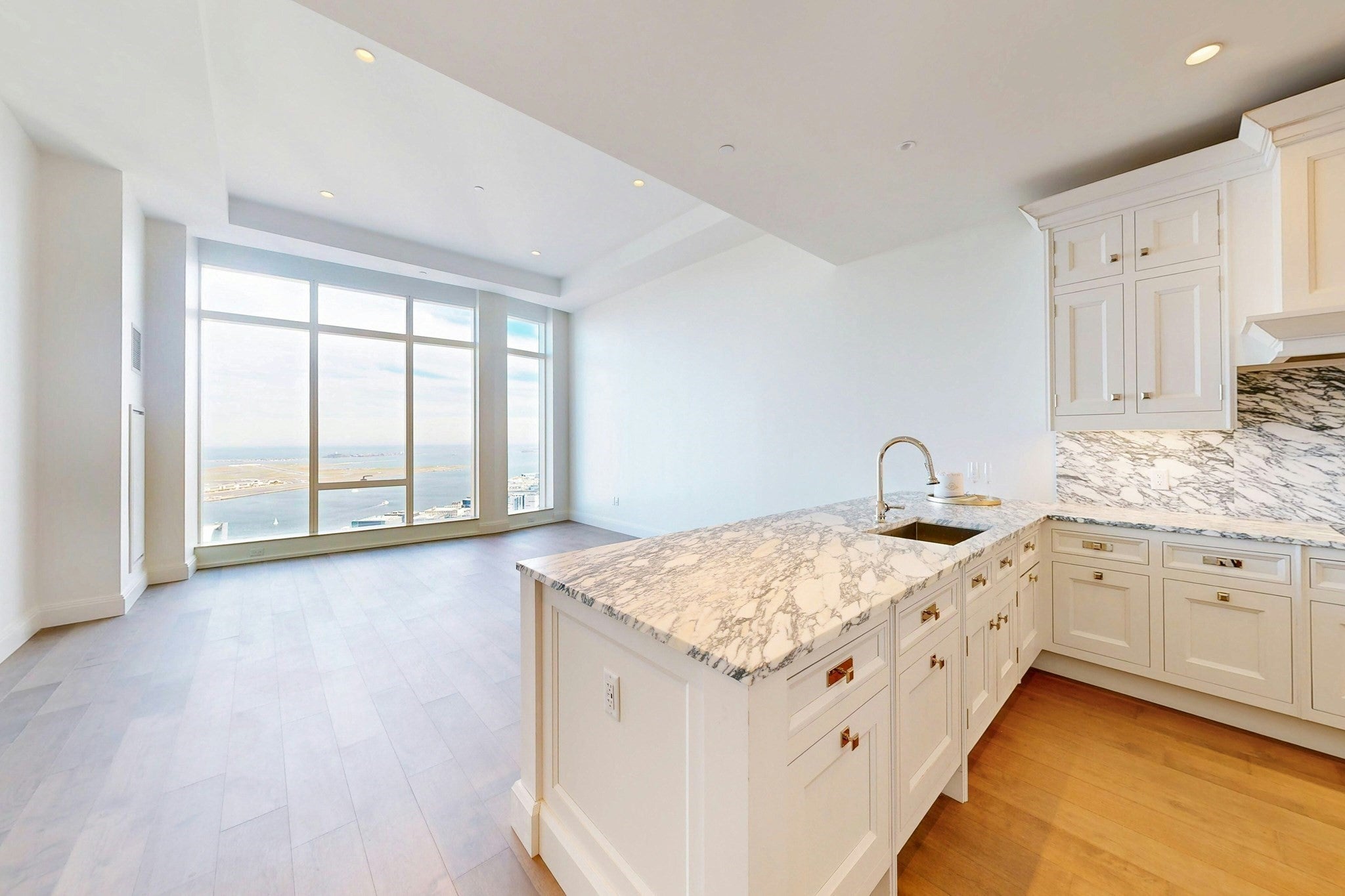 240 Devonshire Street PH 1F