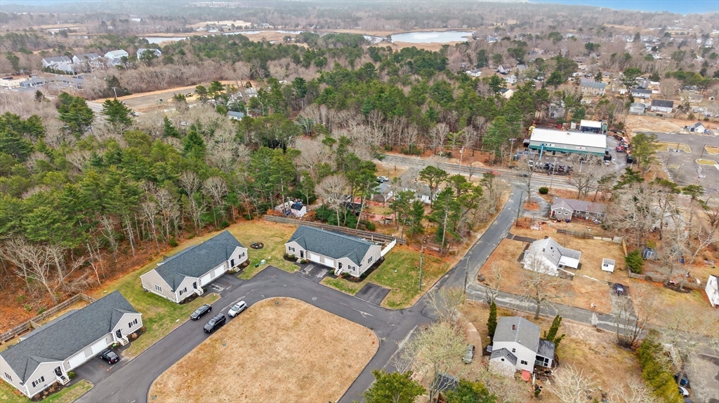 7 Spring Ave -