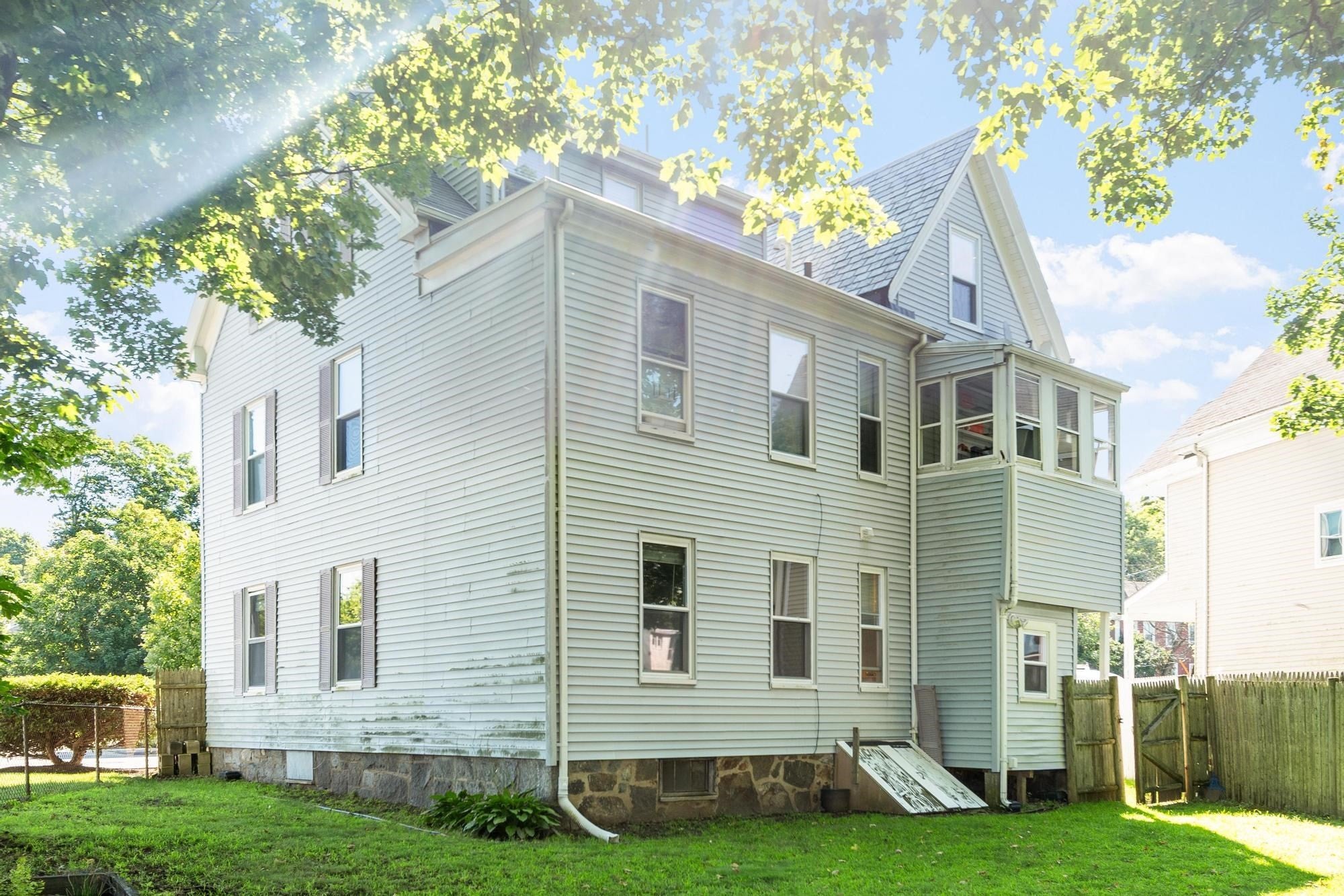 372 Cabot St #1, Beverly, MA Photo #19