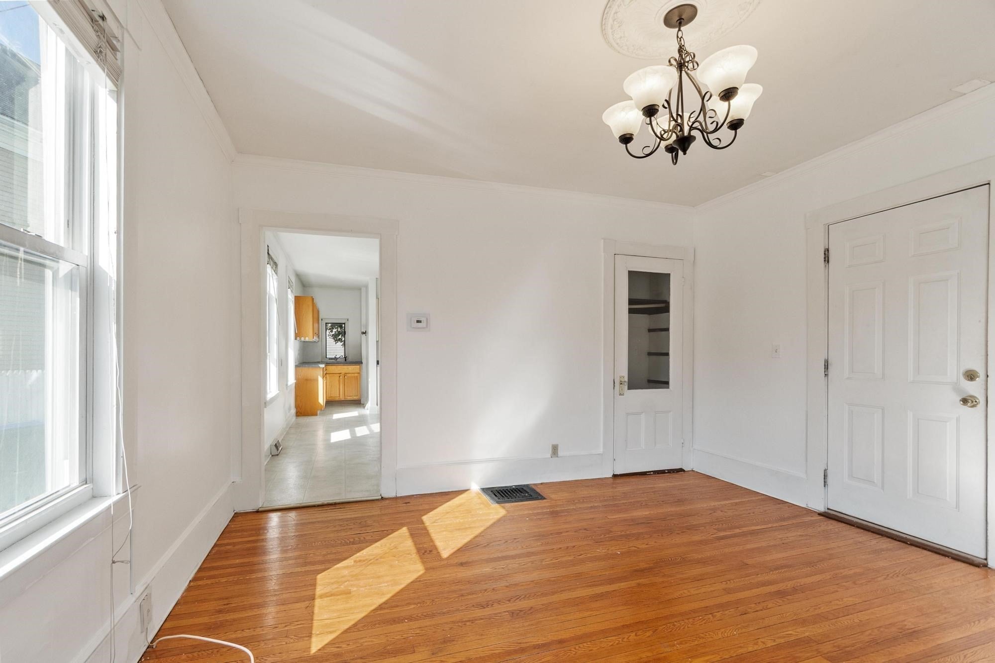 372 Cabot St #1, Beverly, MA Photo #17