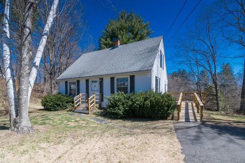 390 Shays St Amherst MA 01002