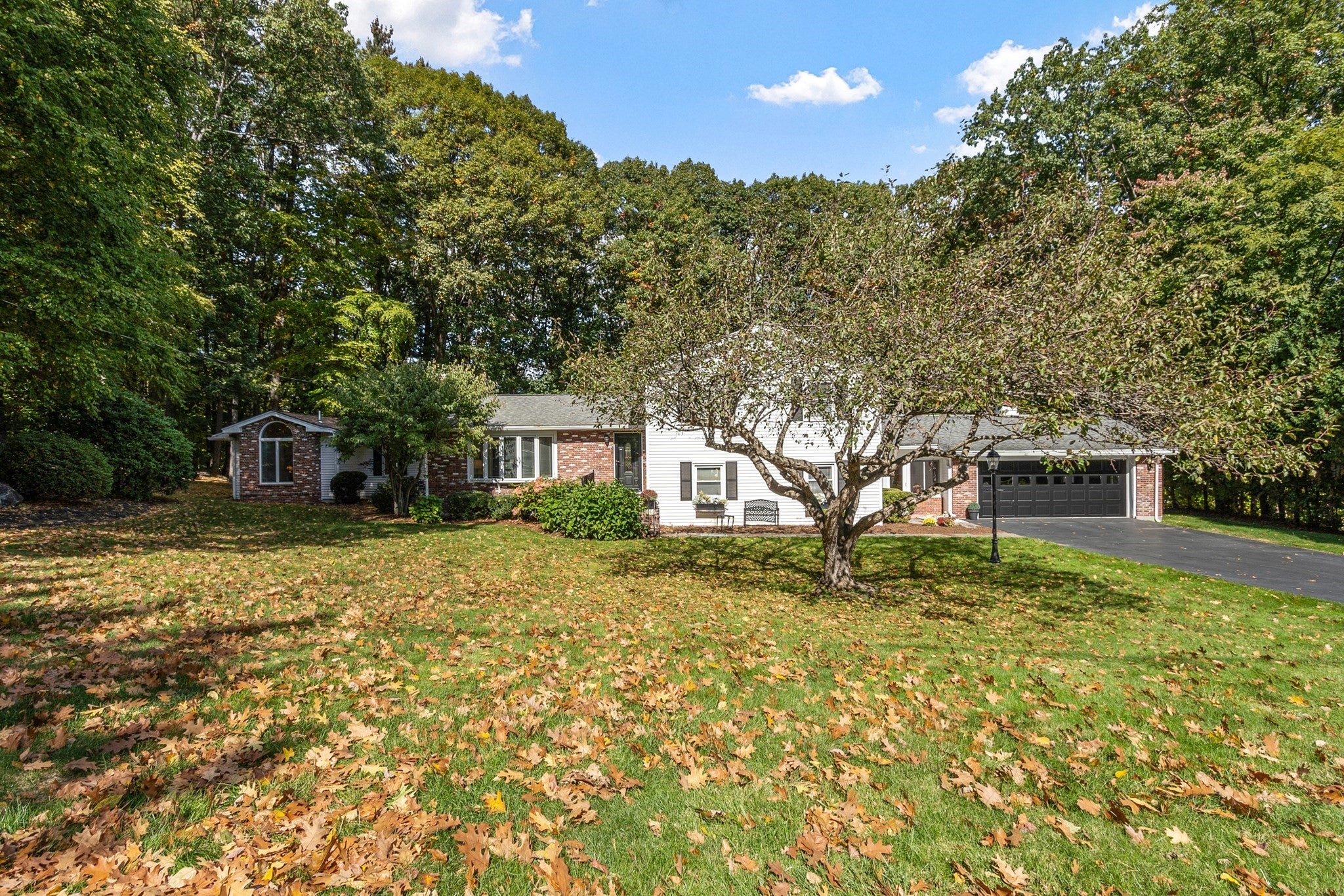 21 Norfolk Drive, Leominster, MA Photo #2