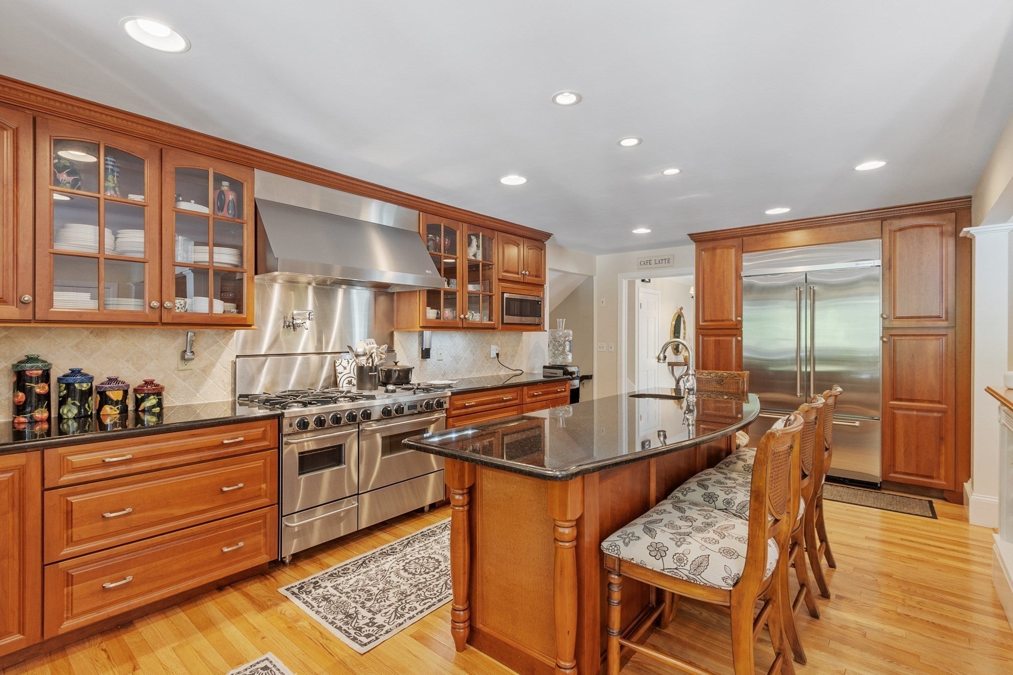 21 Norfolk Drive, Leominster, MA Photo #6