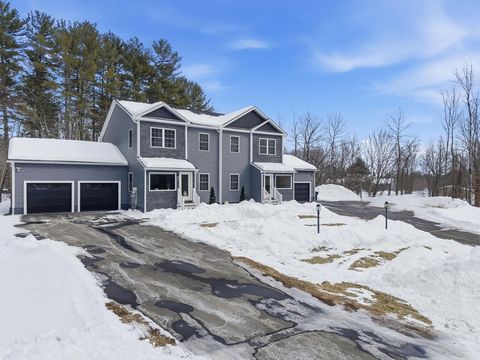 Photo of 6 Wilshire Ln #6, Pelham, NH 03076 (MLS # 73477231)