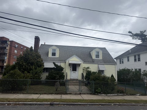 Photo of 19 Brookdale Rd, Arlington, MA 02474 (MLS # 73583869)