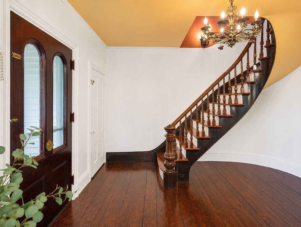 219 Nanaquaket Rd