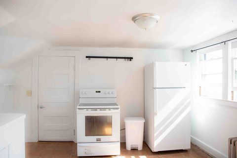 Photo of 39 Sugarloaf St #2, Deerfield, MA 01373 (MLS # 73459503)