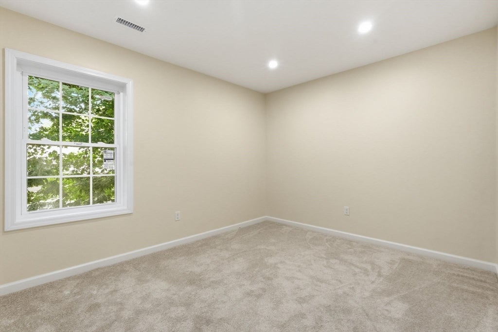 44-42 Gilbert Ave, Springfield, MA, 44-42 Gilbert Ave, Springfield, MA Photo #14