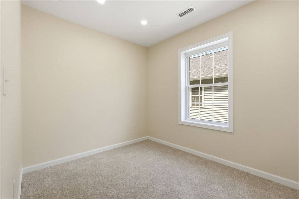 44-42 Gilbert Ave, Springfield, MA, 44-42 Gilbert Ave, Springfield, MA Photo #17