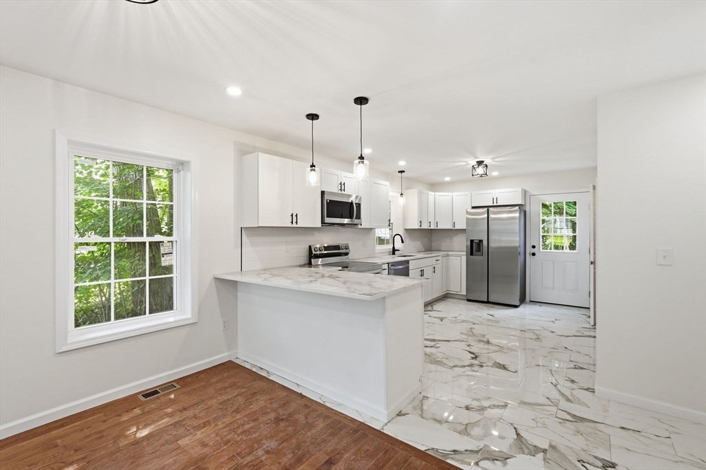 44-42 Gilbert Ave, Springfield, MA, 44-42 Gilbert Ave, Springfield, MA Photo #8