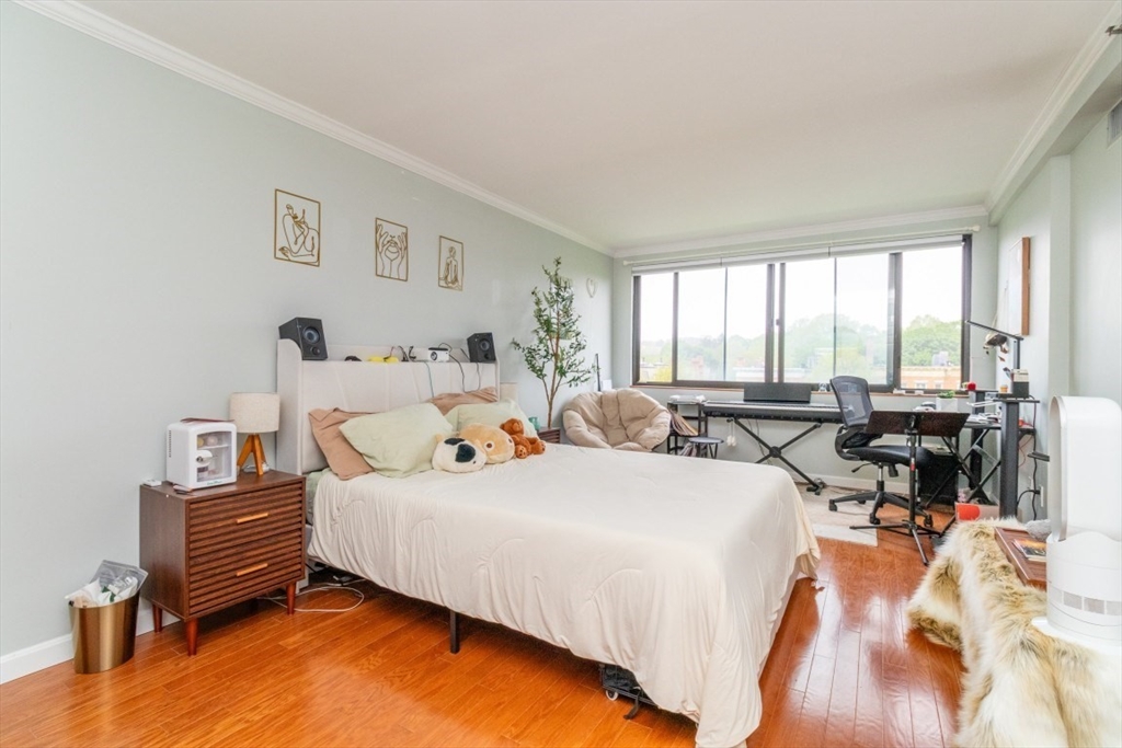 1731 Beacon St. 520