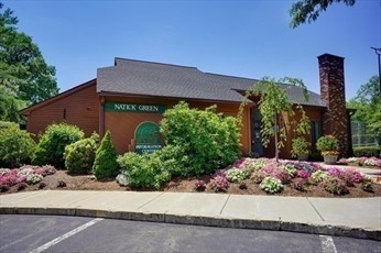 Natick, Massachusetts 01760, United States, 1 Bedroom Bedrooms, ,1 BathroomBathrooms,Residential,Pending,121002