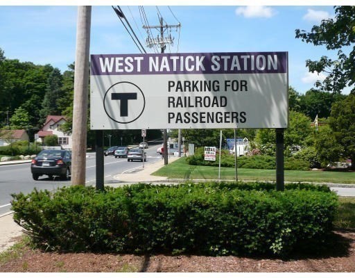 Natick, Massachusetts 01760, United States, 1 Bedroom Bedrooms, ,1 BathroomBathrooms,Residential,Pending,121002