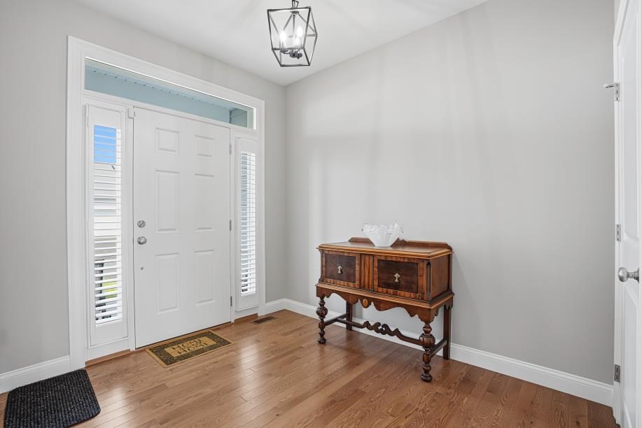 170 Stone Hill Dr 170