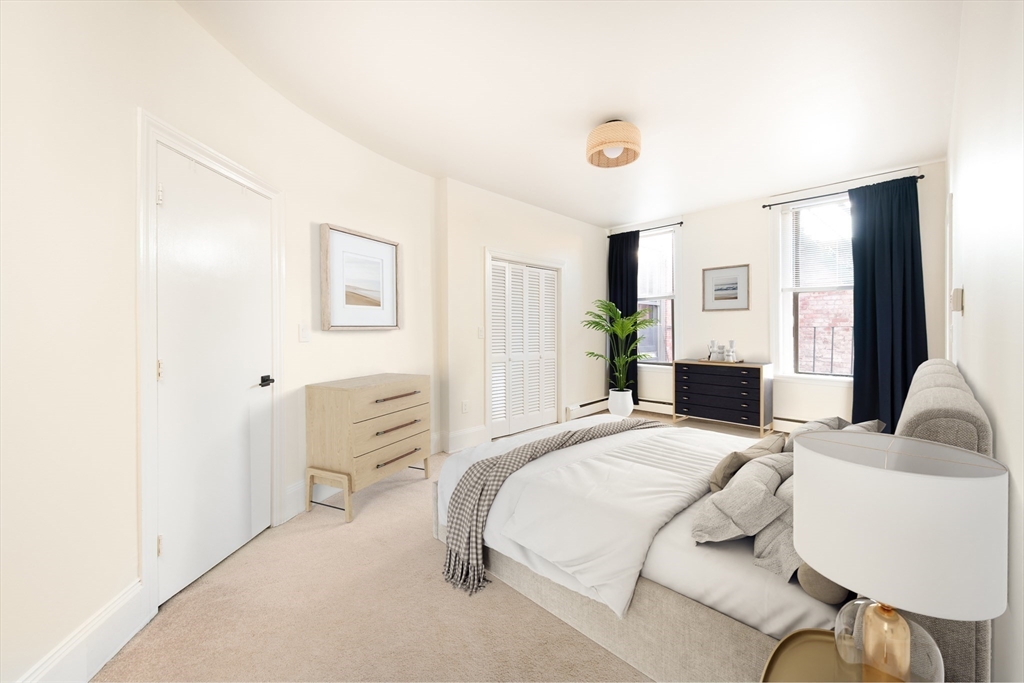 362 Commonwealth Ave 4E