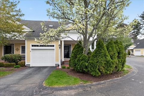 Photo of 14 Whiting Lane #14, Hingham, MA 02043 (MLS # 73510588)