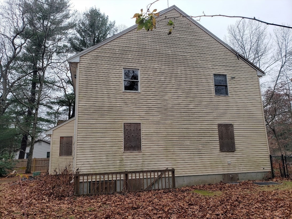 6 Briar Rd
