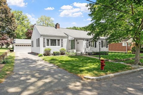 286 Laurel Street Melrose MA 02176