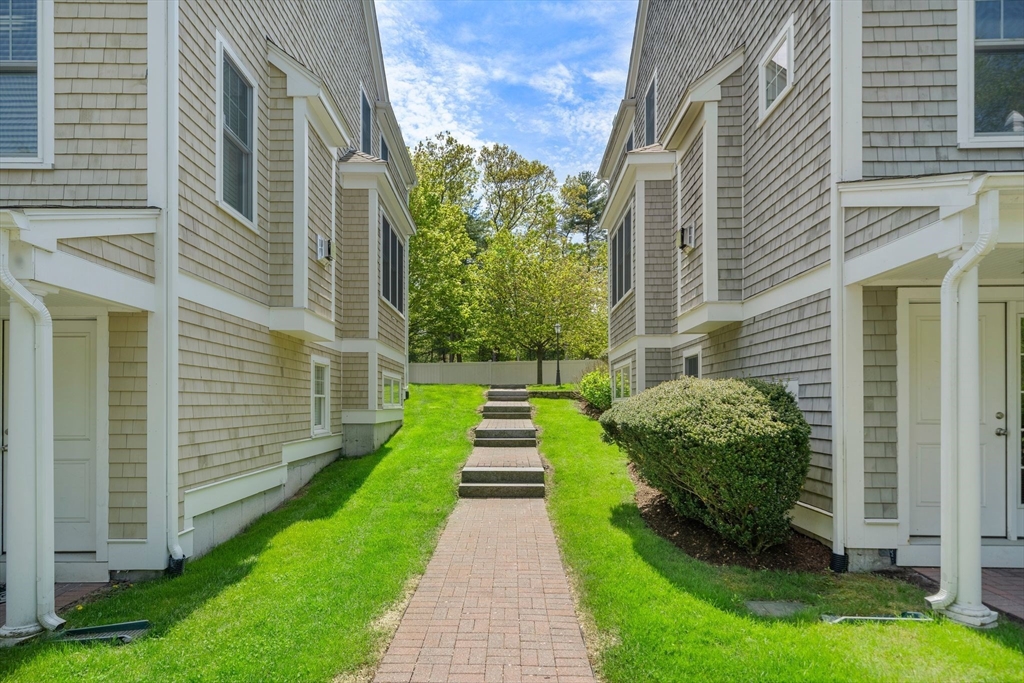 239 Washington Street 38