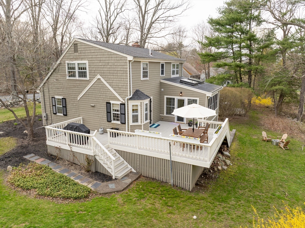 51 Mann Lot Rd