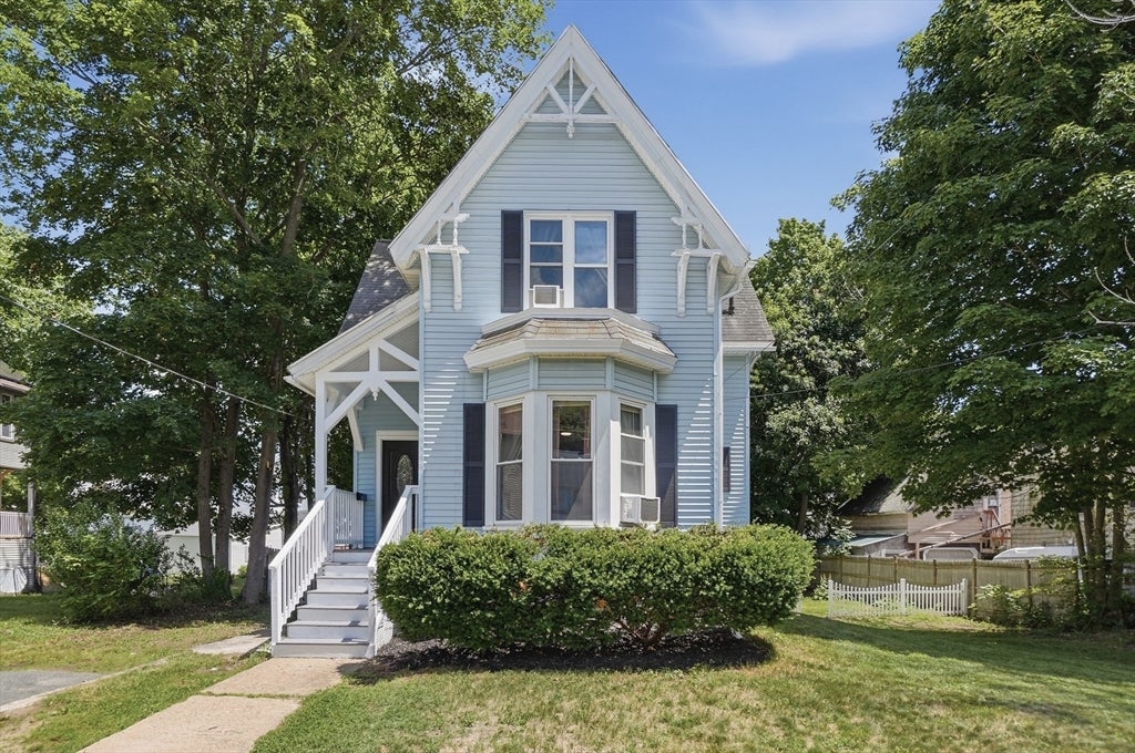 Photo 1 of 27 — 123 Woodland Avenue, Gardner, MA 01440