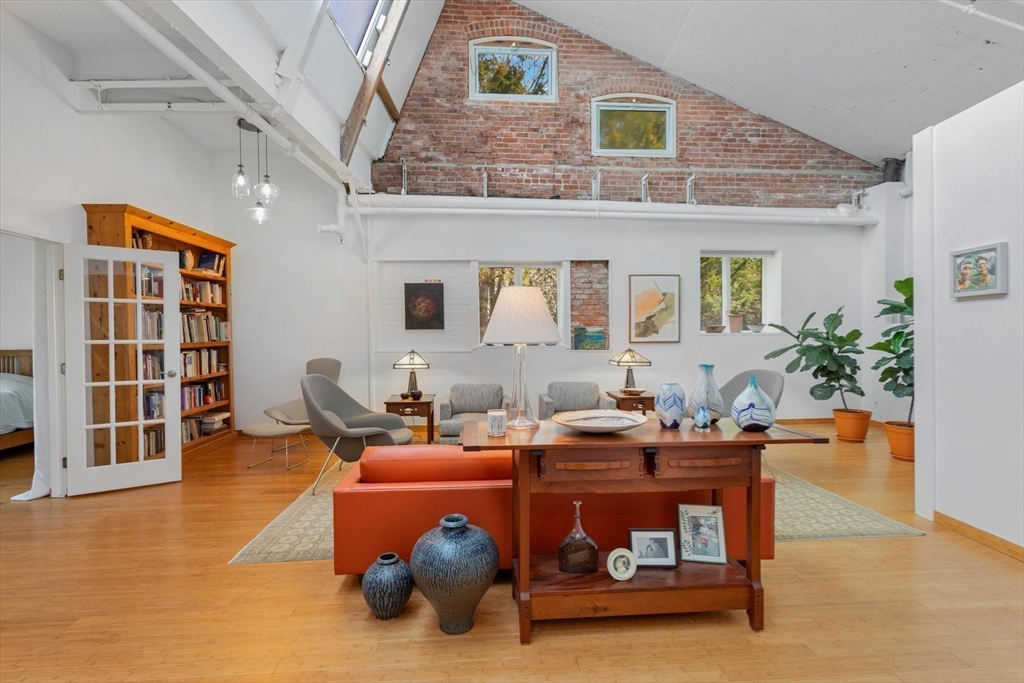 123 Sawyer Street 12