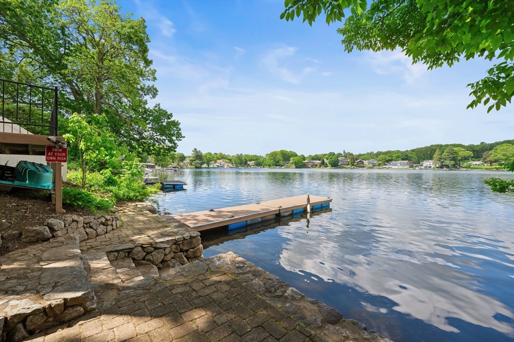 49 Bay View Dr