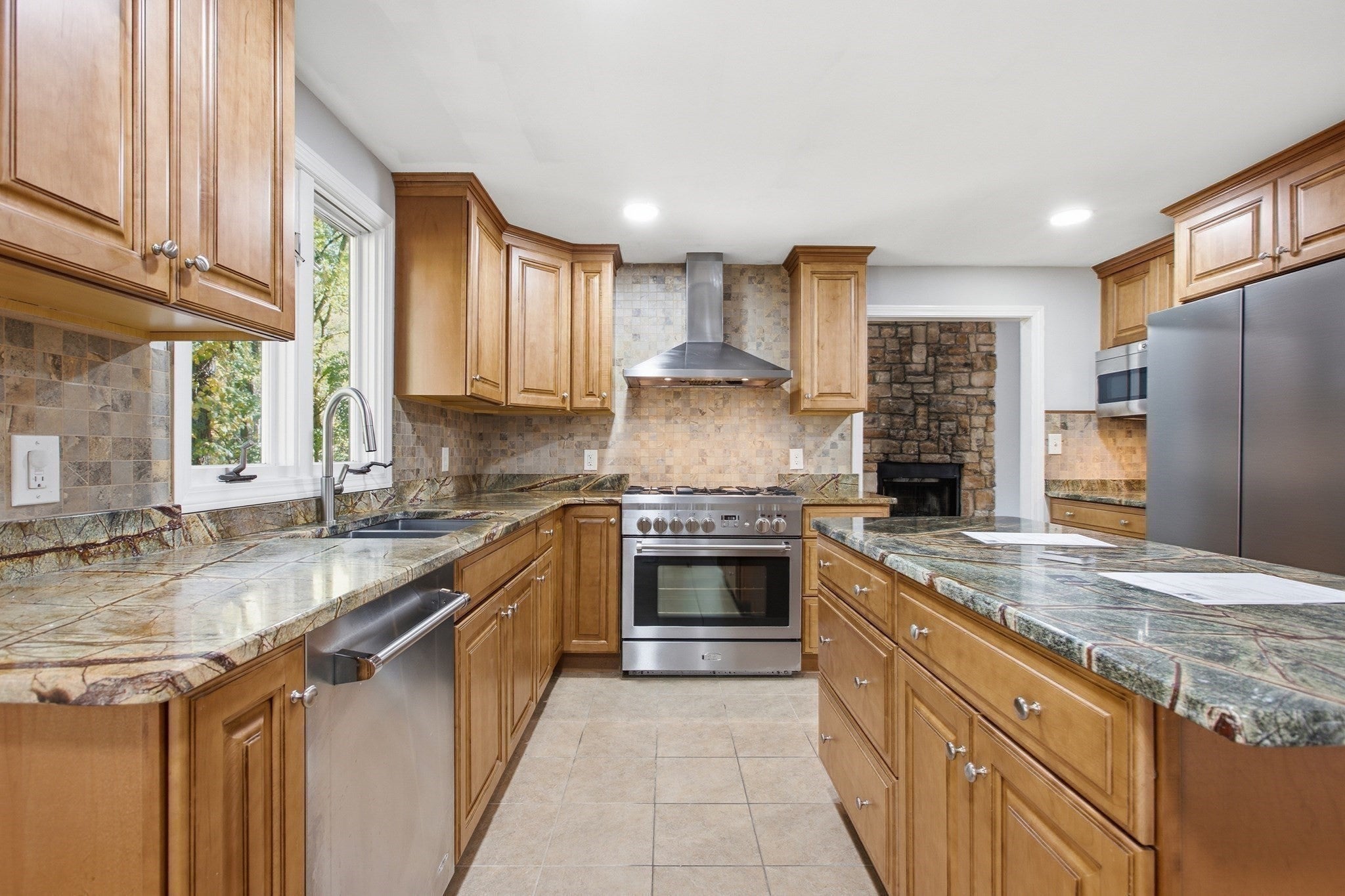 255 Haymeadow Rd, North Andover, MA Photo #13