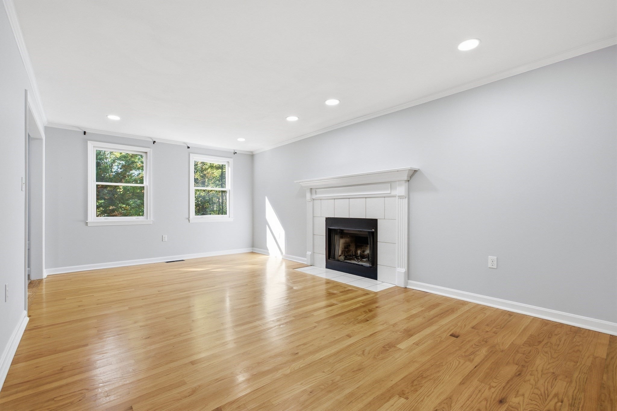255 Haymeadow Rd, North Andover, MA Photo #8