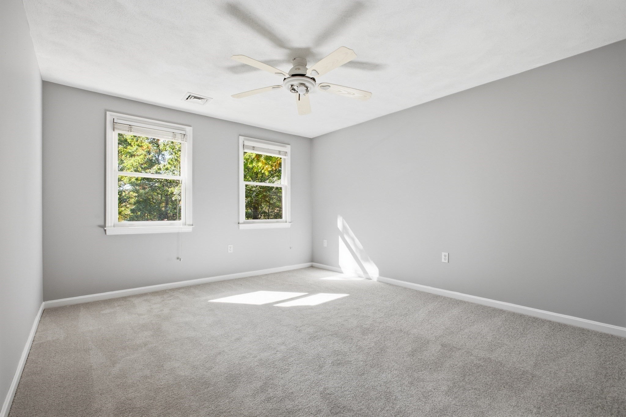 255 Haymeadow Rd, North Andover, MA Photo #27