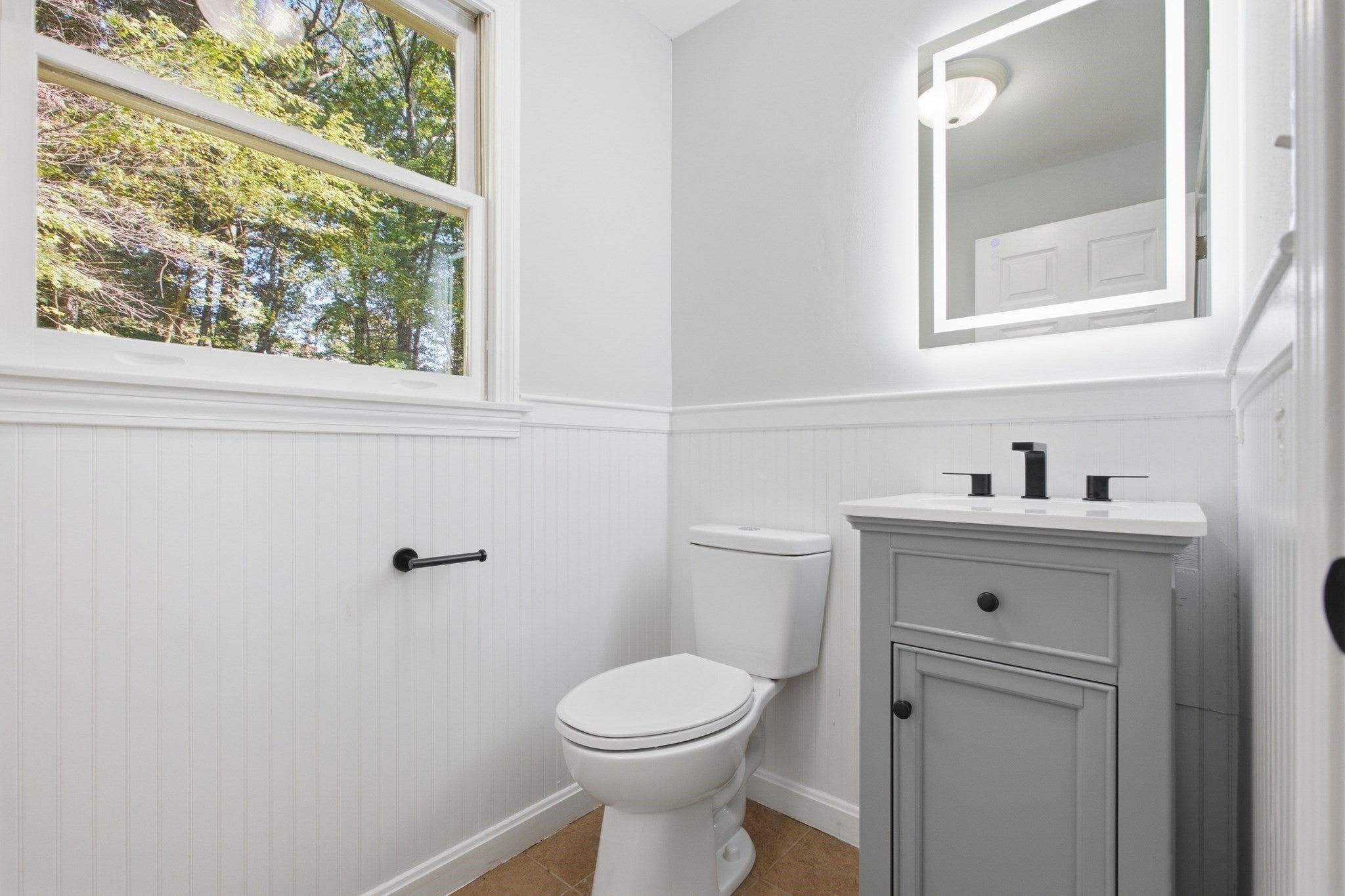 255 Haymeadow Rd, North Andover, MA Photo #21