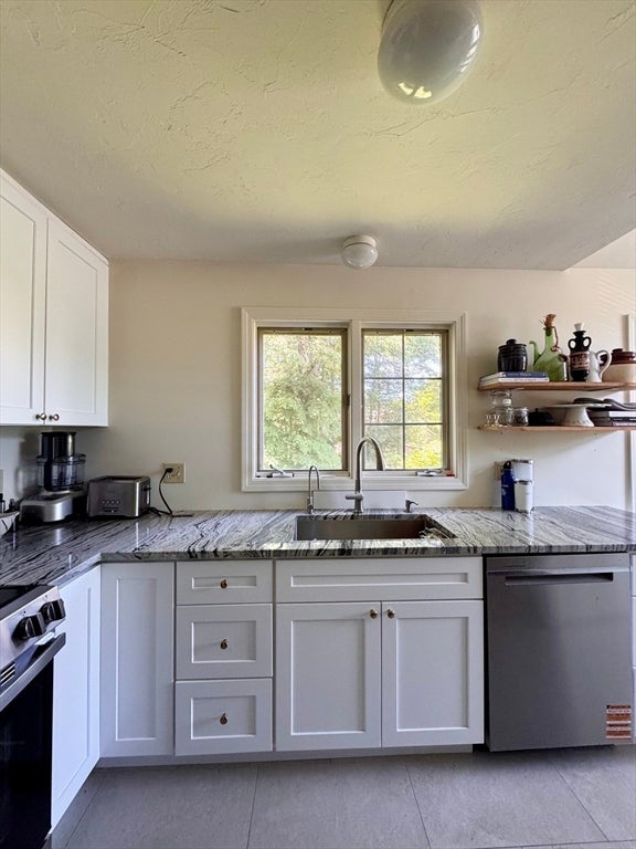 12 Birchwood Lane #12, Hopkinton, MA, 12 Birchwood Lane #12, Hopkinton, MA Photo #4