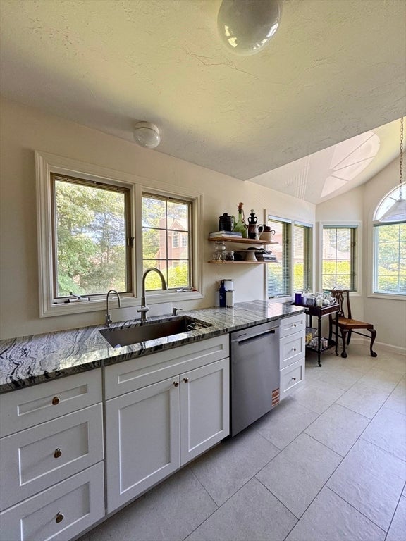 12 Birchwood Lane #12, Hopkinton, MA, 12 Birchwood Lane #12, Hopkinton, MA Photo #3