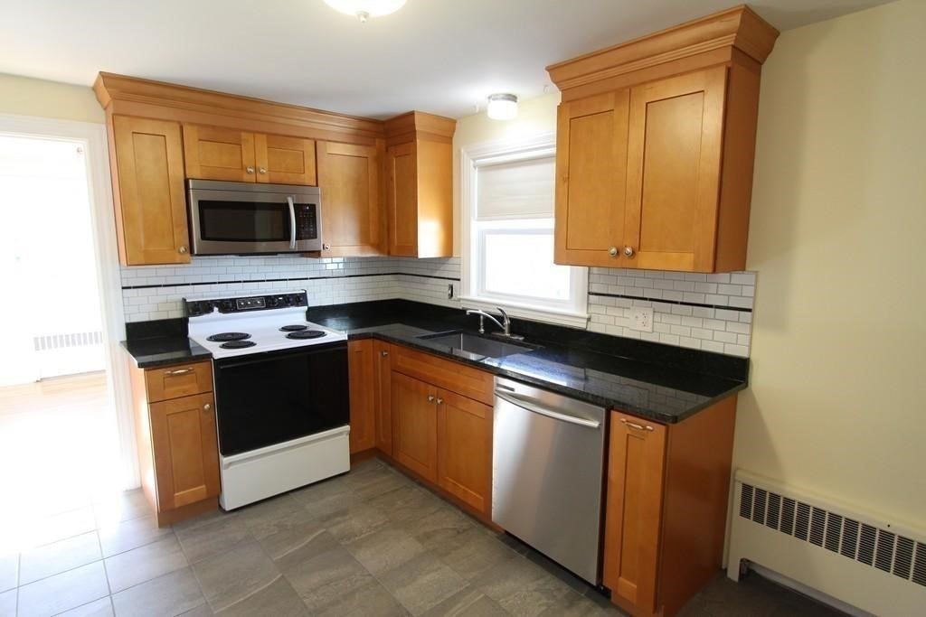 6 Bates Rd E Rd, Watertown, MA, 6 Bates Rd E Rd, Watertown, MA Photo #4