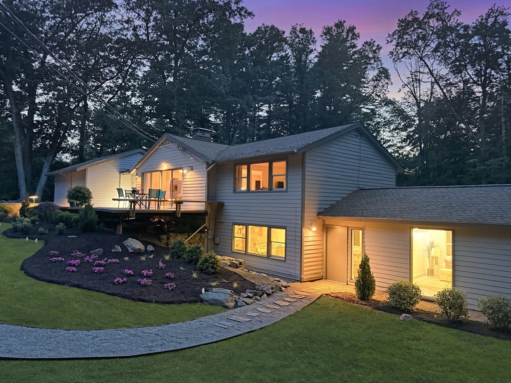 85 The Valley Rd
